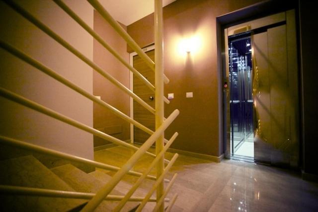 Fabris Palace Трани Екстериор снимка